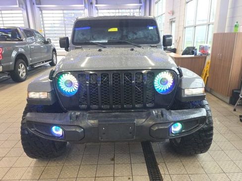 Used 2021 Jeep Gladiator Willys image 3