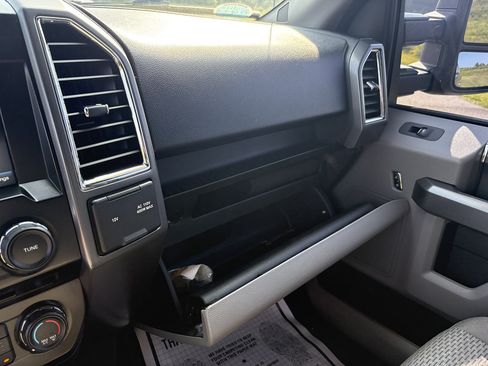 Used 2015 Ford F150 XLT w/ Equipment Group 302A Luxury AWD/4WD image 35