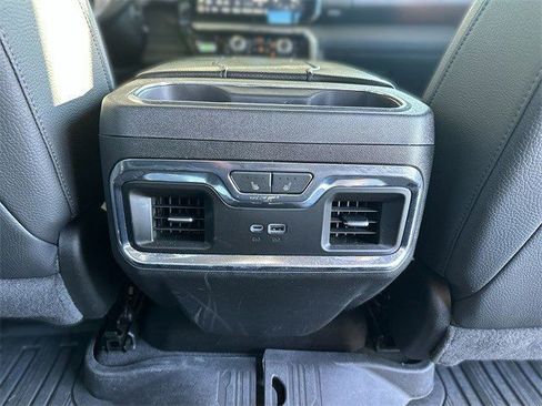 Used 2024 GMC Sierra 2500 Denali w/ Denali Reserve Package image 24