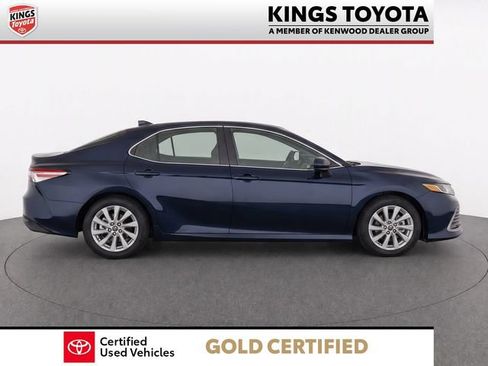 Used 2020 Toyota Camry LE FWD image 9