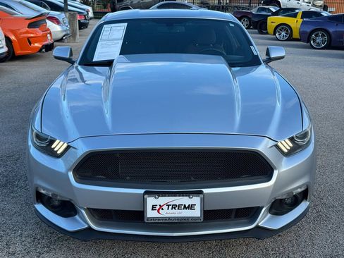 Used 2015 Ford Mustang GT RWD image 2