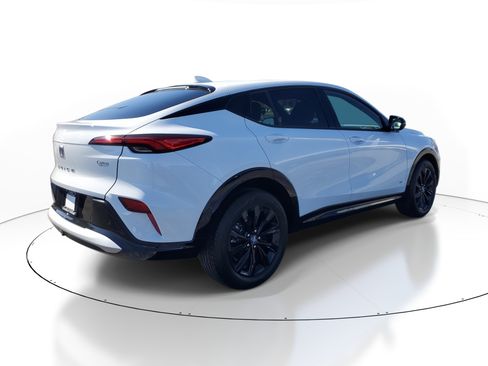 New 2026 Buick Envista Sport Touring w/ Convenience I Package image 3