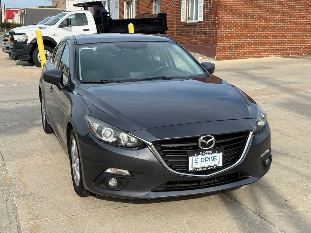 Used 2016 MAZDA MAZDA3 i Touring FWD image 4