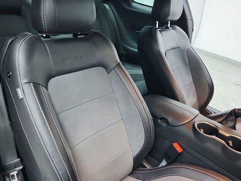 Used 2020 Ford Mustang Shelby GT350 w/ Technology Package image 31