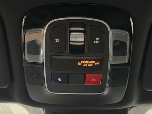 Used 2023 Hyundai Santa Cruz SEL Premium AWD/4WD image 19
