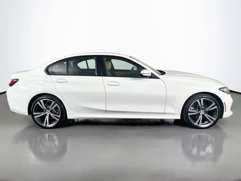 Used 2023 BMW 330i xDrive Sedan w/ Premium Package AWD/4WD image 7