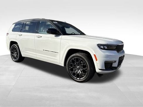 New 2025 Jeep Grand Cherokee L Summit image 1
