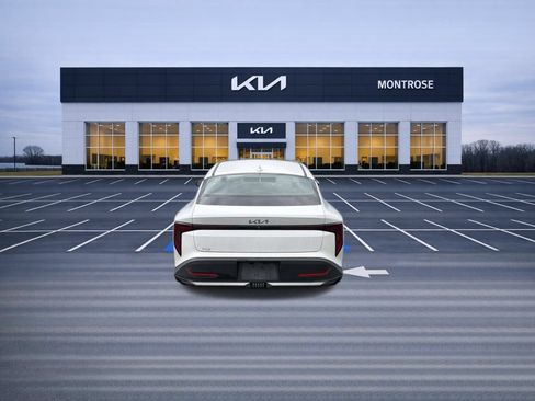 Used 2025 Kia K4 FWD image 7