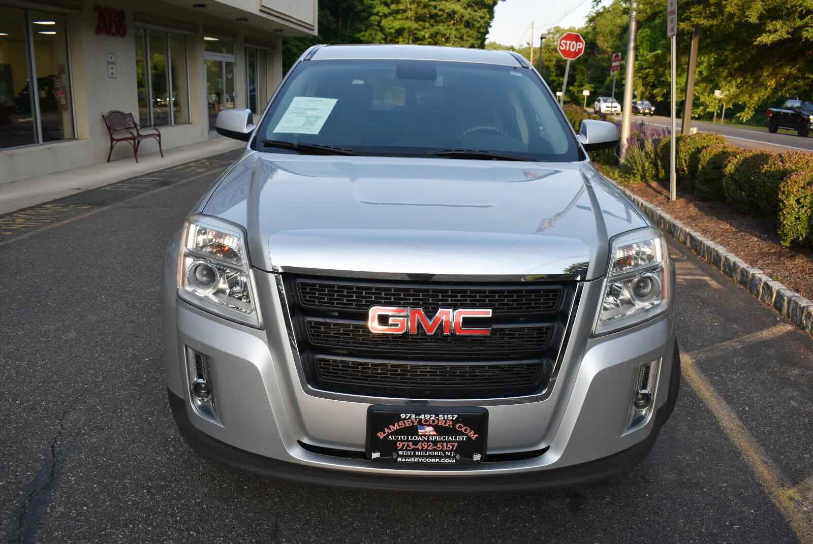 Used 2015 GMC Terrain SLE w/ LPO, Protection Package FWD image 9