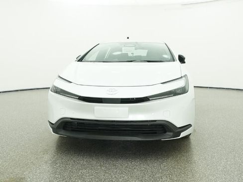 New 2026 Toyota Prius LE image 31