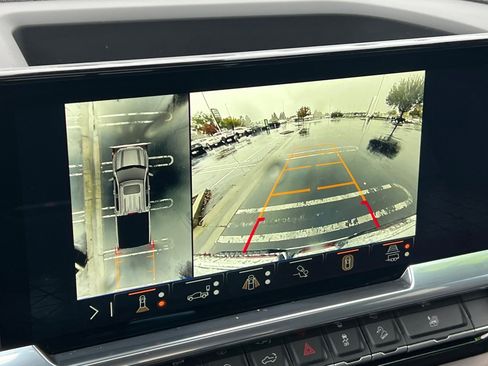 Used 2024 GMC Sierra 1500 SLT w/ SLT Premium Plus Package image 27