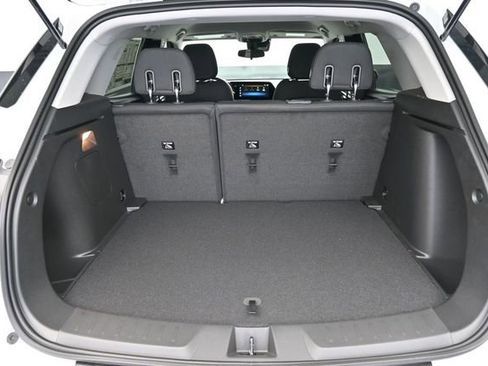 New 2026 Chevrolet TrailBlazer LT w/ Driver Confidence Package FWD image 41