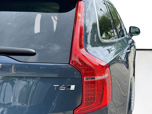 Used 2022 Volvo XC90 T6 Momentum w/ Advanced Package image 33
