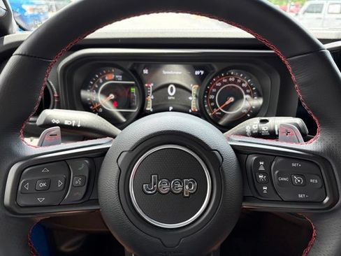 Used 2024 Jeep Wrangler Unlimited Rubicon 392 AWD/4WD image 18