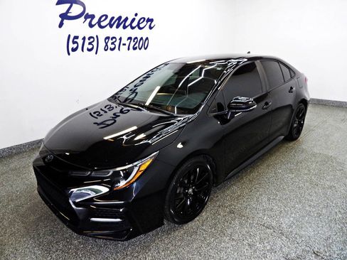 Used 2020 Toyota Corolla SE FWD image 1