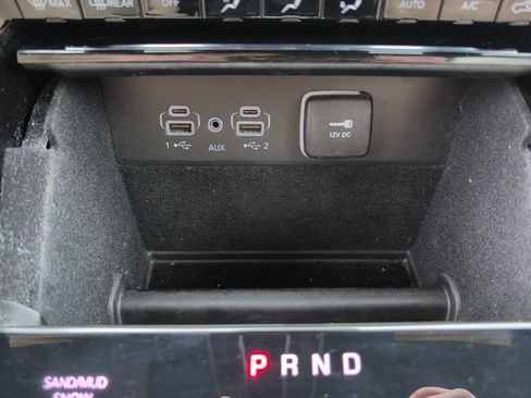 Used 2023 Jeep Grand Cherokee Limited AWD/4WD image 36