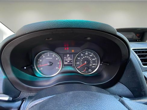 Used 2017 Subaru Crosstrek 2.0i Premium image 12