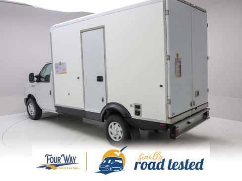 Used 2023 Ford E-350 and Econoline 350 Super Duty w/ Power Windows & Locks Group RWD image 5
