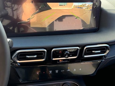 New 2026 Nissan Sentra SR image 18