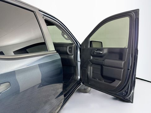 Used 2021 Chevrolet Silverado 1500 Custom Trail Boss w/ Safety Confidence Package AWD/4WD image 29