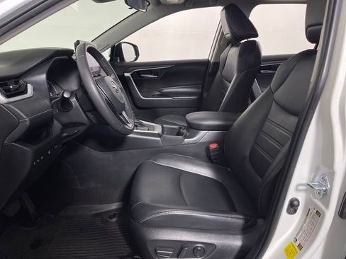 Certified 2023 Toyota RAV4 XLE Premium image 12