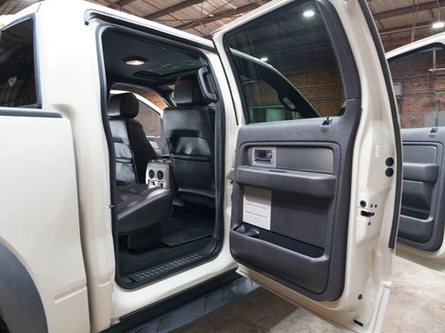 Used 2013 Ford F150 Raptor w/ Luxury Equipment Group image 46