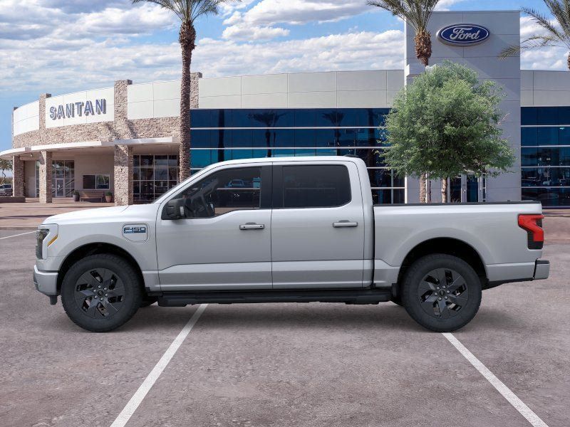 New 2025 Ford F150 Lightning Flash AWD/4WD image 3