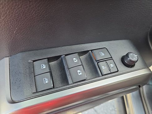 Used 2023 Toyota Tacoma SR5 image 15