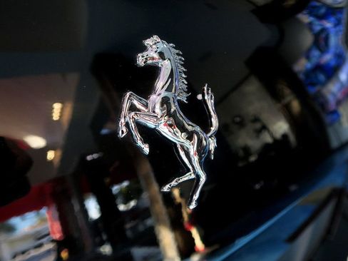 Used 2013 Ferrari California image 32