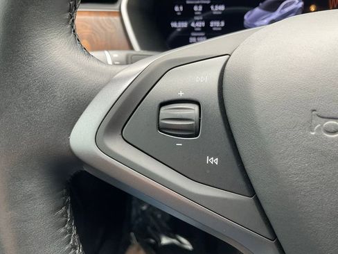 Used 2020 Tesla Model S Performance image 12