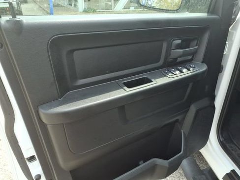 Used 2021 RAM 1500 Express w/ Wheel & Sound Group AWD/4WD image 16