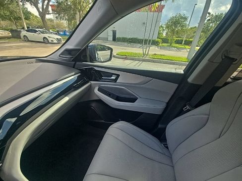 Used 2025 Acura MDX w/ Technology Package FWD image 26