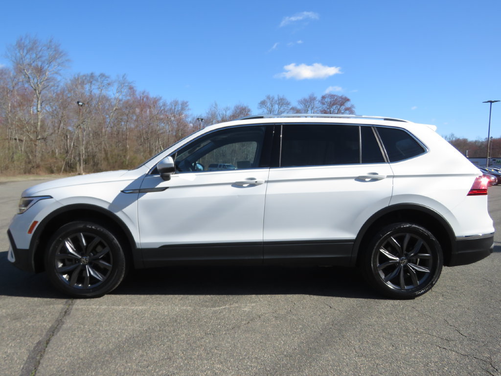 Used 2022 Volkswagen Tiguan SE AWD/4WD image 8