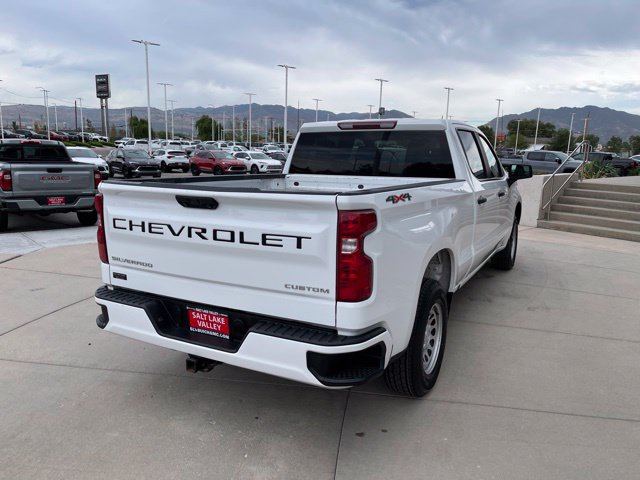 Used 2023 Chevrolet Silverado 1500 Custom AWD/4WD image 5