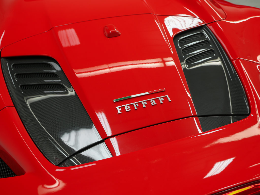 Certified 2023 Ferrari F8 Tributo RWD image 7