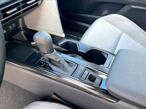 New 2026 Toyota Camry LE w/ Convenience Package FWD image 7