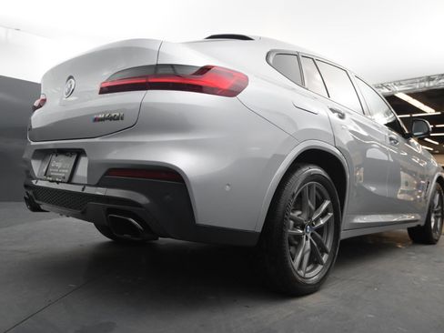 Used 2019 BMW X4 M40i w/ Premium Package image 17