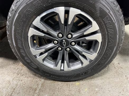 Used 2021 Chevrolet Colorado Z71 image 38