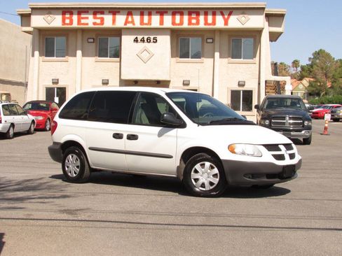Used 2002 Dodge Caravan SE image 1