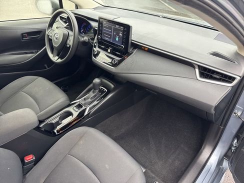 Used 2022 Toyota Corolla LE image 27