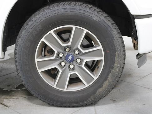 Used 2016 Ford F150 XLT w/ Equipment Group 302A Luxury AWD/4WD image 14