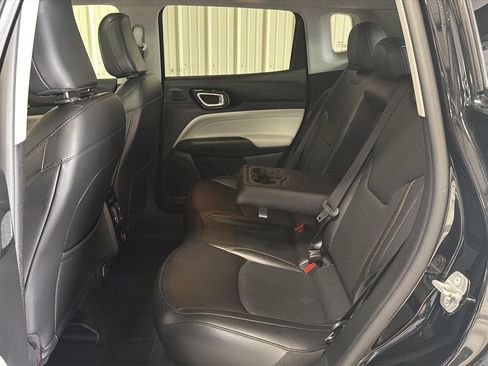 Used 2022 Jeep Compass Limited w/ Sun and Sound Group image 14