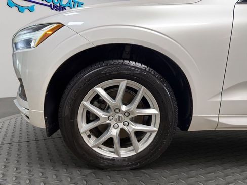 Used 2018 Volvo XC60 T5 Momentum image 23