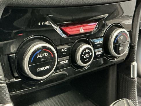 Used 2022 Subaru Forester Touring image 14