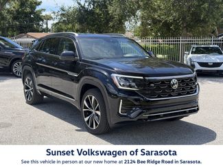 New 2026 Volkswagen Atlas Cross Sport SEL Premium R-Line AWD/4WD video 1