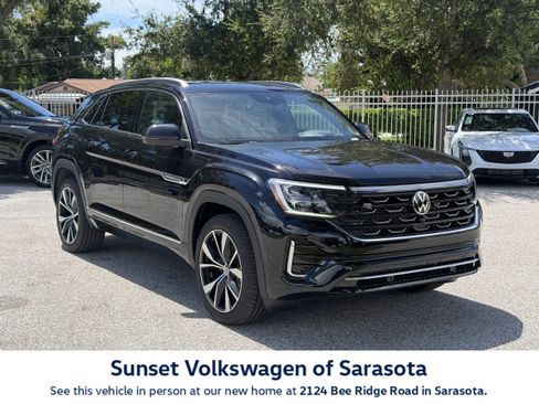 New 2026 Volkswagen Atlas Cross Sport SEL Premium R-Line AWD/4WD image 1