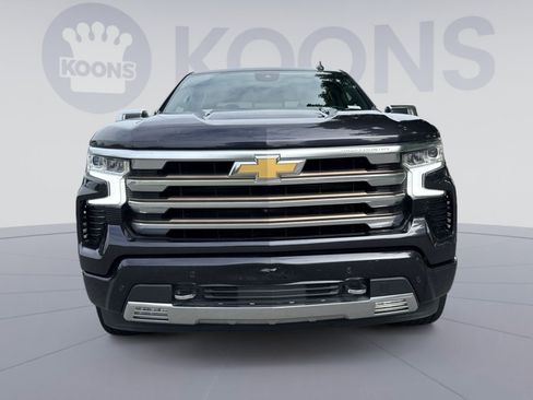 Used 2022 Chevrolet Silverado 1500 High Country w/ High Country Premium Package AWD/4WD image 10
