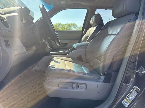 Used 2014 Honda Pilot Touring image 10