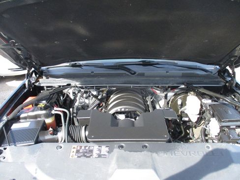 Used 2017 Chevrolet Tahoe 2WD image 12