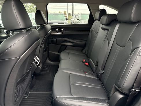 New 2026 Kia Sorento EX image 16